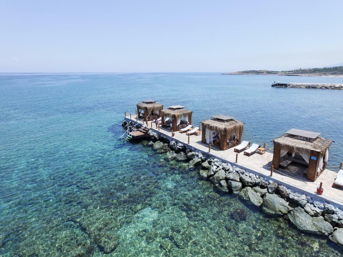 Malpas Hotel Agios Epiktitos Экстерьер фото